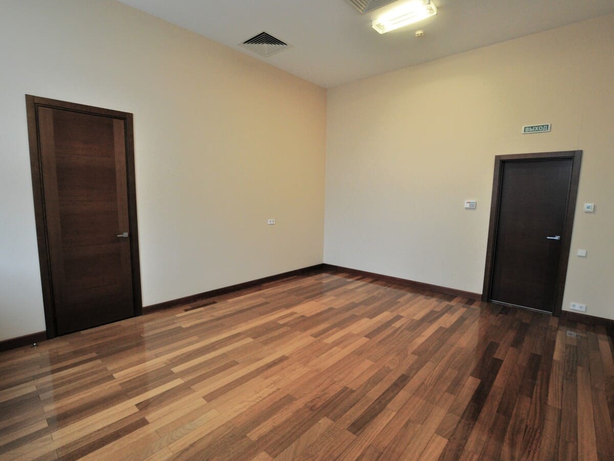 Офисы от 950 до 1100 кв.м. в аренду и продажу в Москве и Московской области
